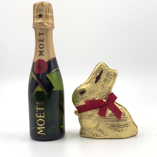 Easter Bubbles - Sparkling Wine & Treats for Easter