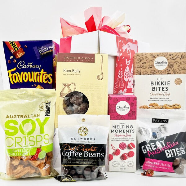 How to Thank Your Staff This Christmas with Gift Hampers